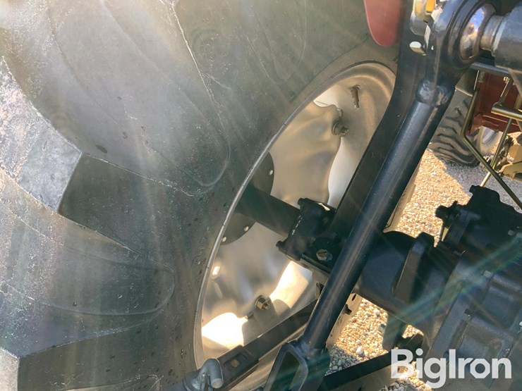 case-ih-farmall-40-image-17