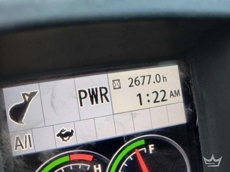 2019-deere-85g-image-33