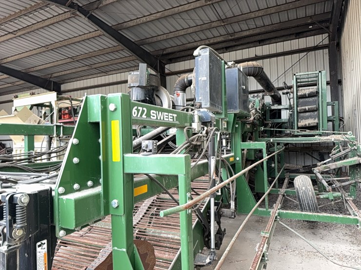 lockwood-672-sweet-potato-digger/harvester-image-3