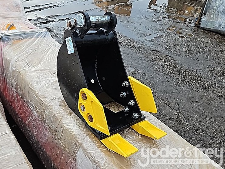 unused-ir-8"-toothed-bucket-to-suit-mini-excavator-image-7