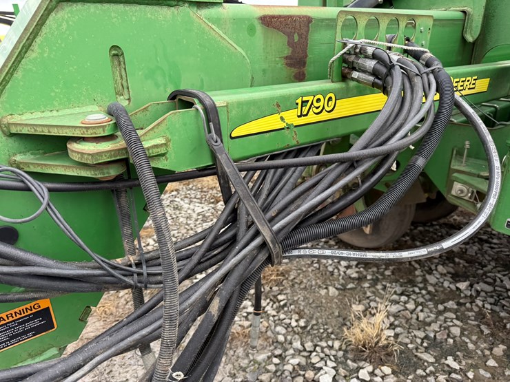 john-deere-1790-image-52