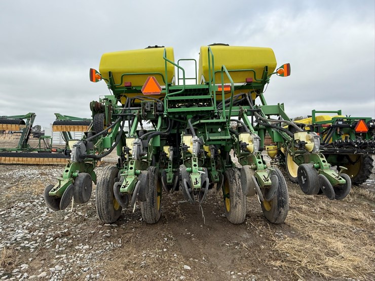 john-deere-1790-image-4