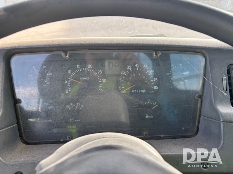 2000-caterpillar-10-image-78