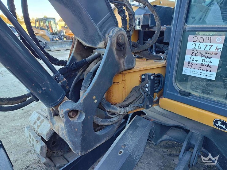 2019-deere-85g-image-9