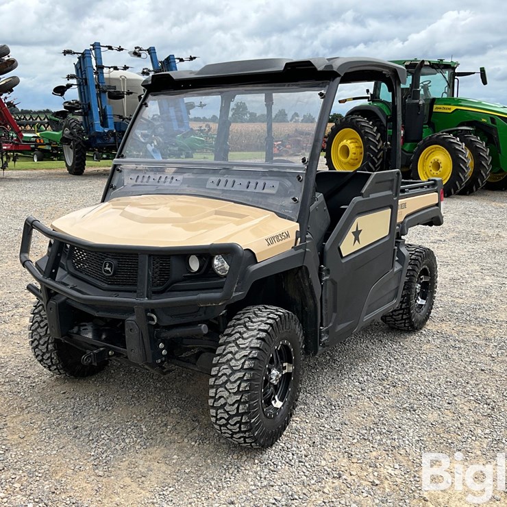 2023 JOHN DEERE GATOR