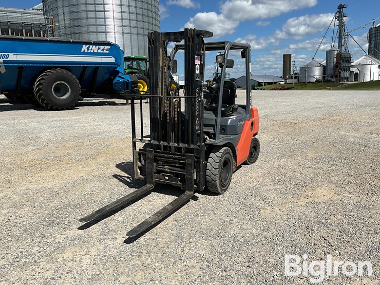 toyota-8fdu25-image-1