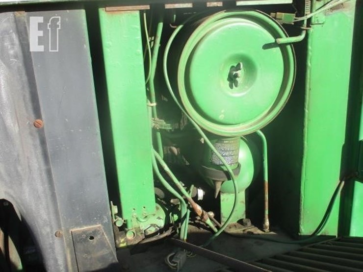 john-deere-4040-image-8