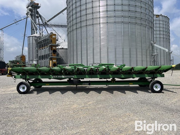 2024-john-deere-c12f-image-2