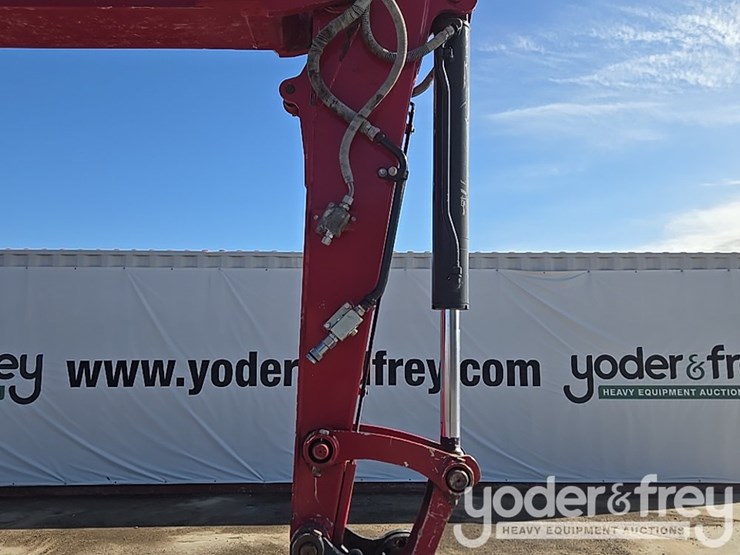 2022-yanmar-vio80-image-54