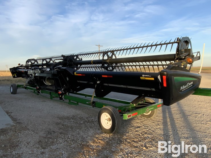 2015-macdon-40'-flex-draper-head-image-5