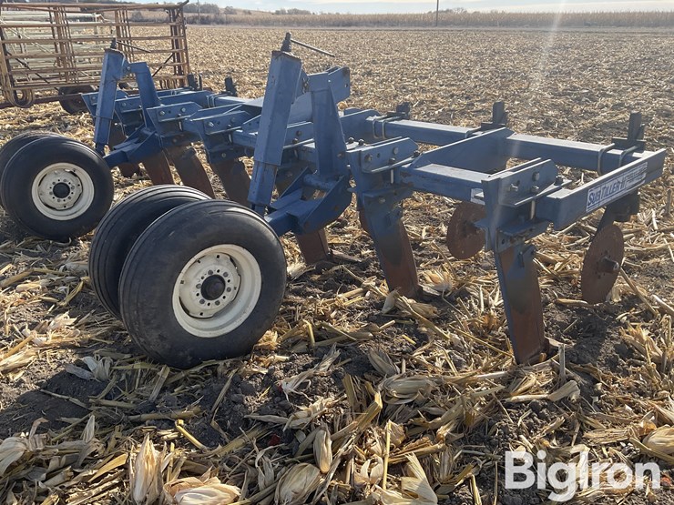 blu-jet-7-shank-sub-soil-tiller-image-5