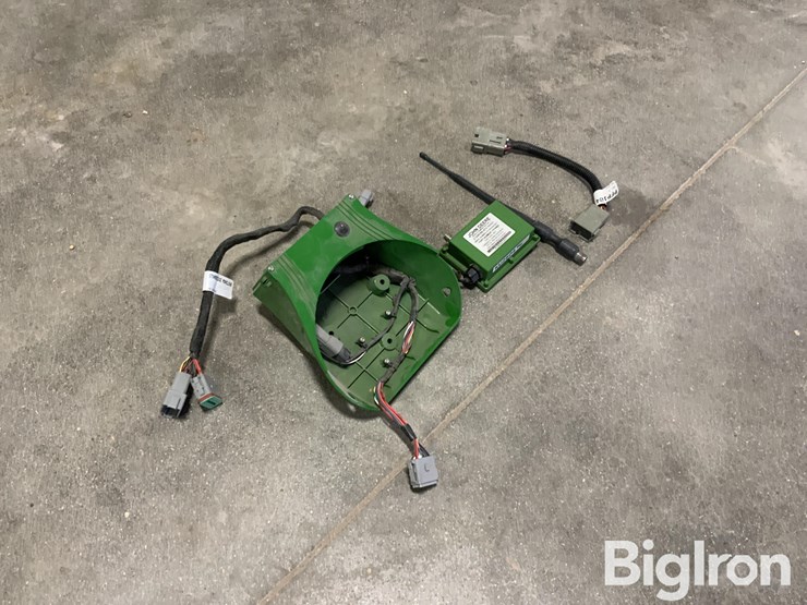 john-deere-starfire-rtk-radio-image-3
