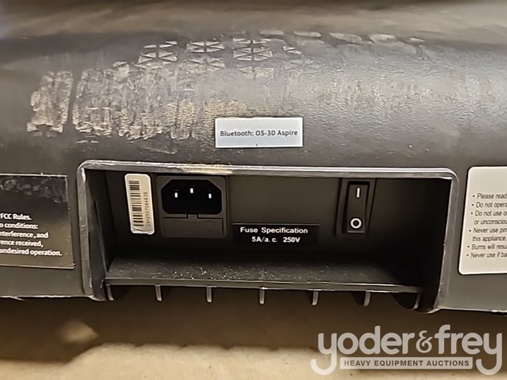 unused-massage-chair-(osaki)-image-13