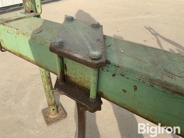 john-deere-5r-ripper-image-15