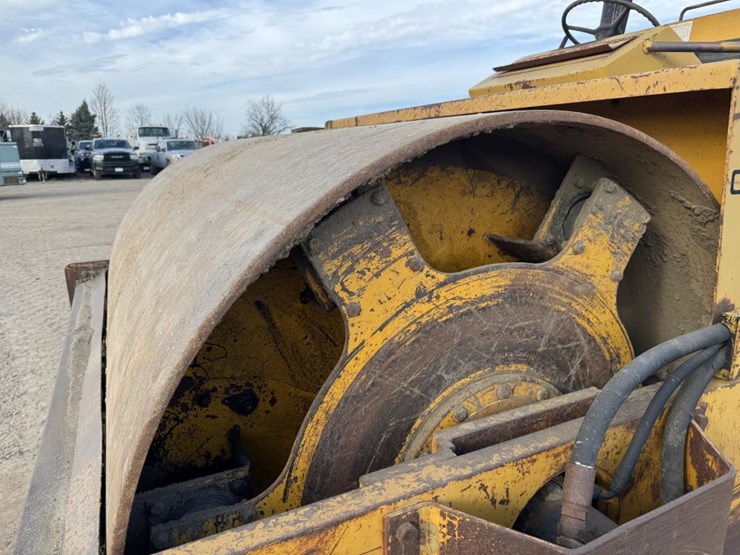 1982-caterpillar-3208-image-9