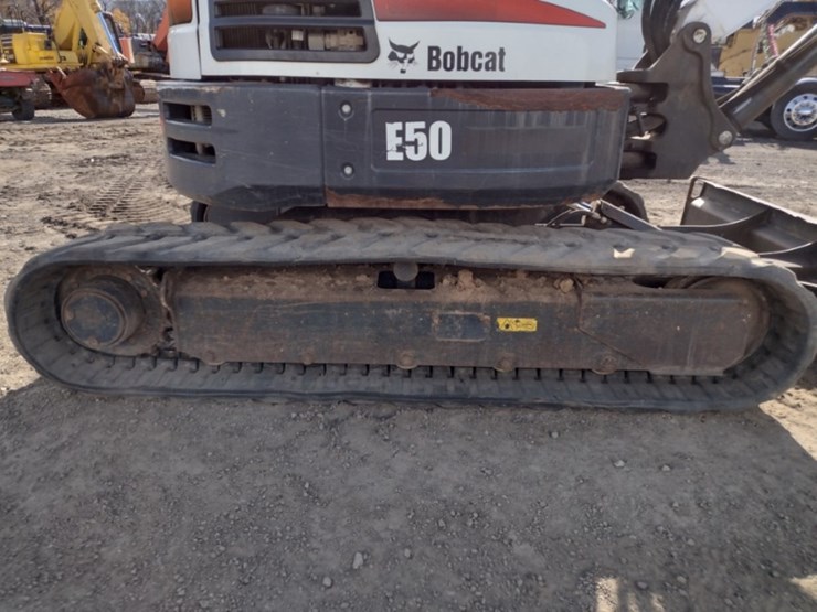 bobcat-e50-image-35