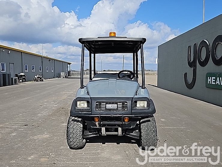 2019-club-car-carryall-1700-image-8