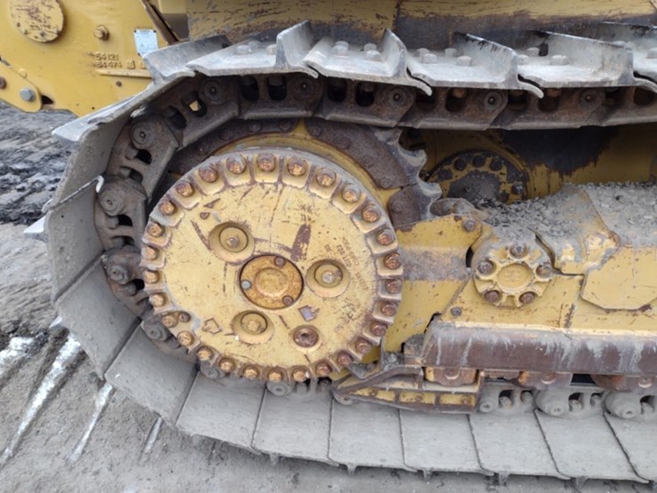 caterpillar-14-image-24