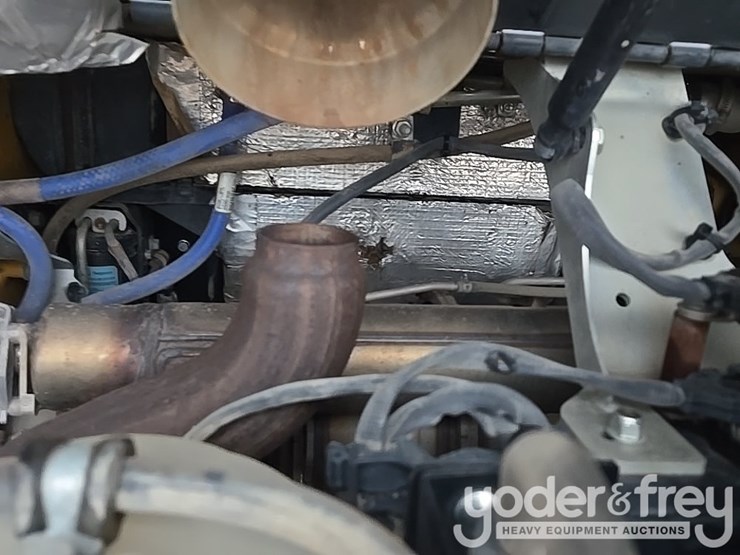 2020-deere-333g-image-50