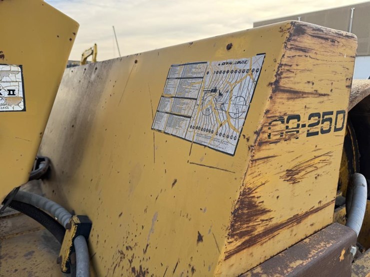 1982-caterpillar-3208-image-18