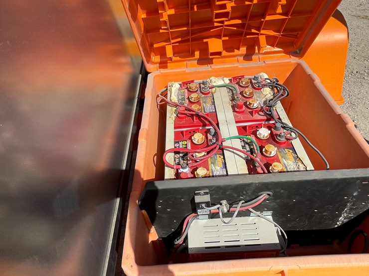 #6301-•-2020-solar-tech-message-board-(trailer-#37193)-(no-title)-image-12