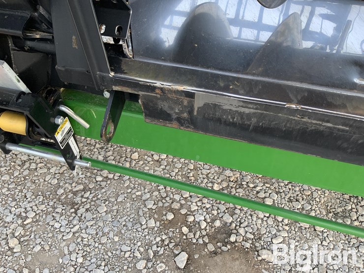 2015-macdon-40'-flex-draper-head-image-16