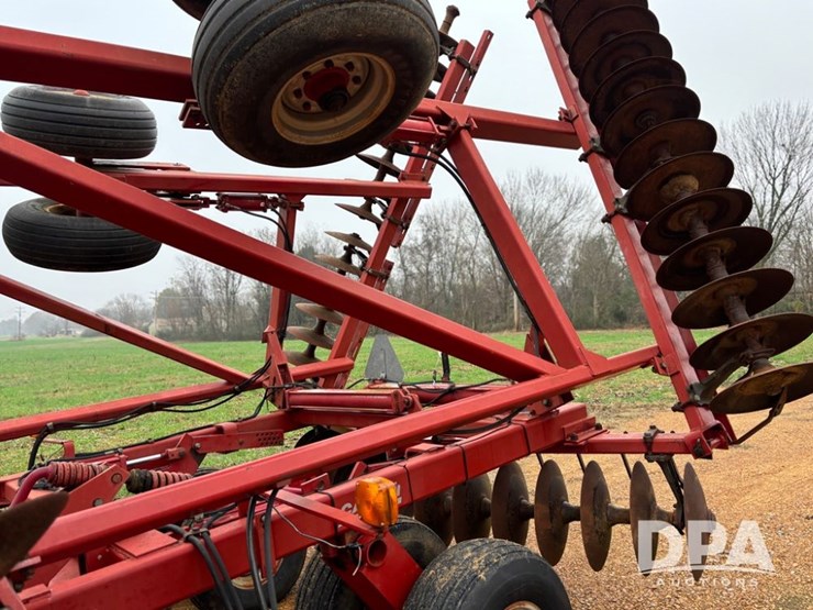 case-ih-3950-image-14