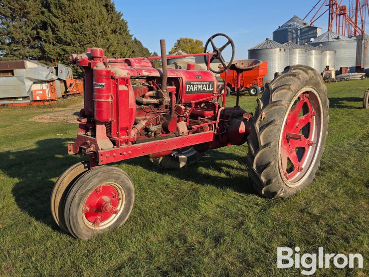 1939-farmall-f-14-2wd-tractor-image-1