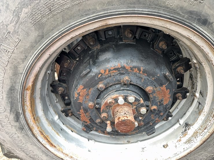 case-ih-7120-image-32