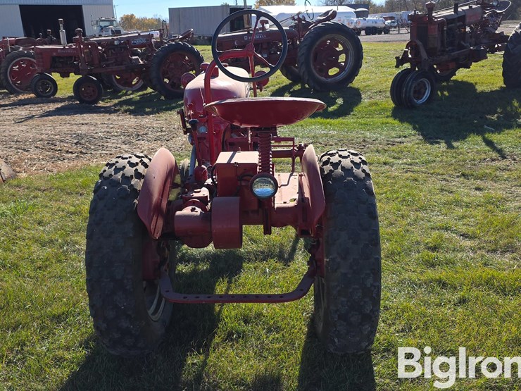 1955-farmall-cub-2wd-tractor-image-6