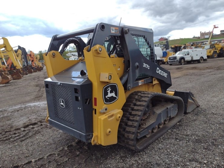 deere-317g-image-40
