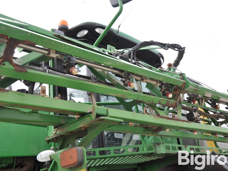 2017-john-deere-r4038-image-19