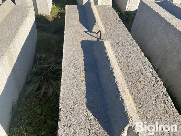 concrete-stackable-blocks-image-9