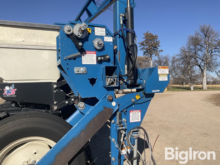 2020-kinze-3600-image-11