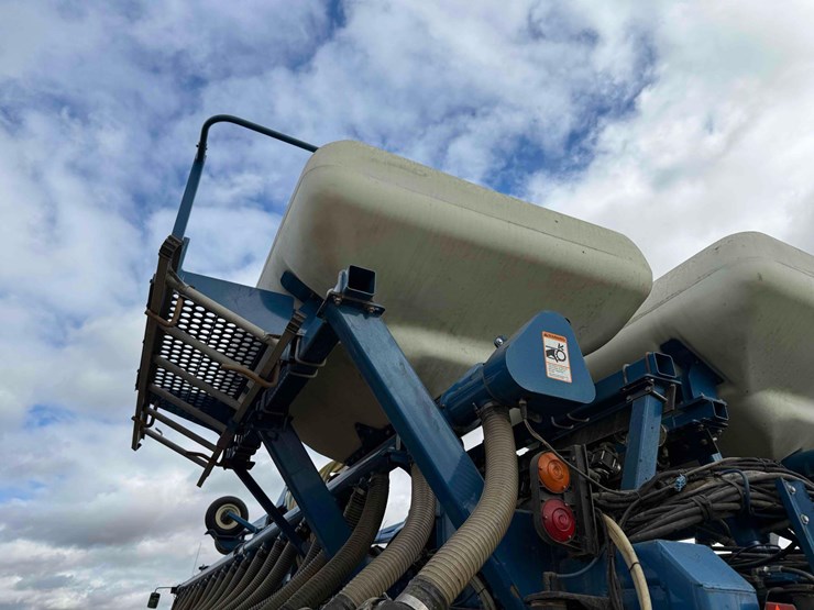 kinze-3700-image-28