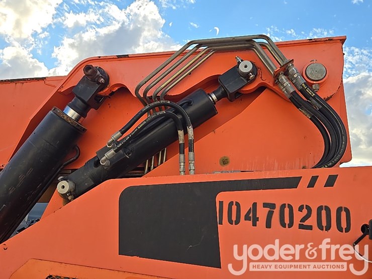 2016-sky-trak-8042-image-51