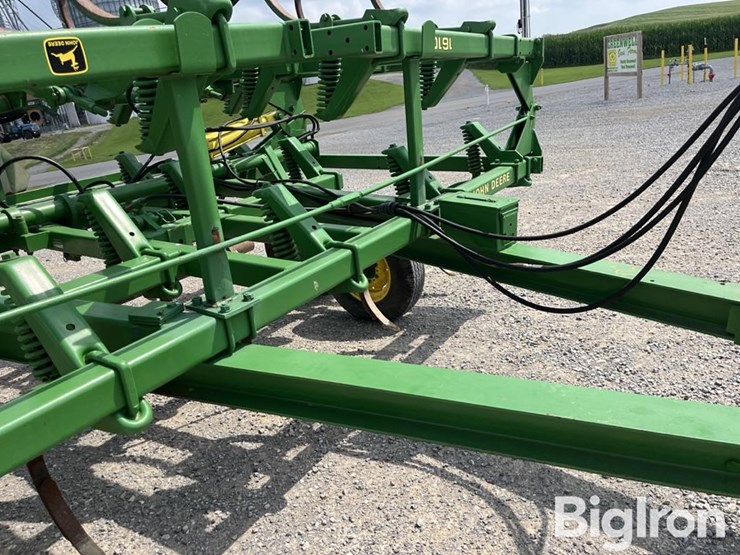 john-deere-1610-image-13