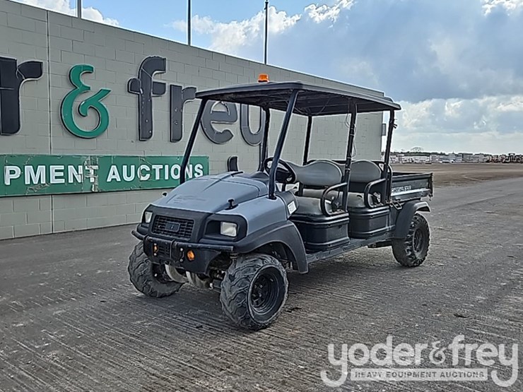 2019-club-car-carryall-1700-image-1