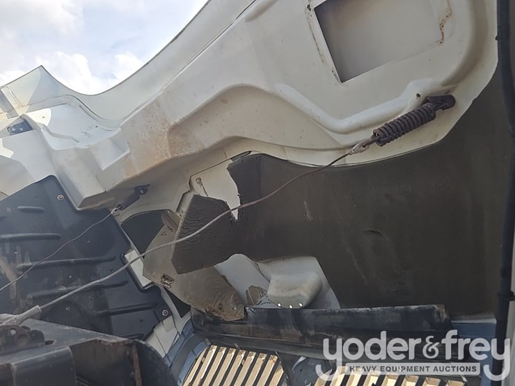 2015-international-4300-sba-image-75