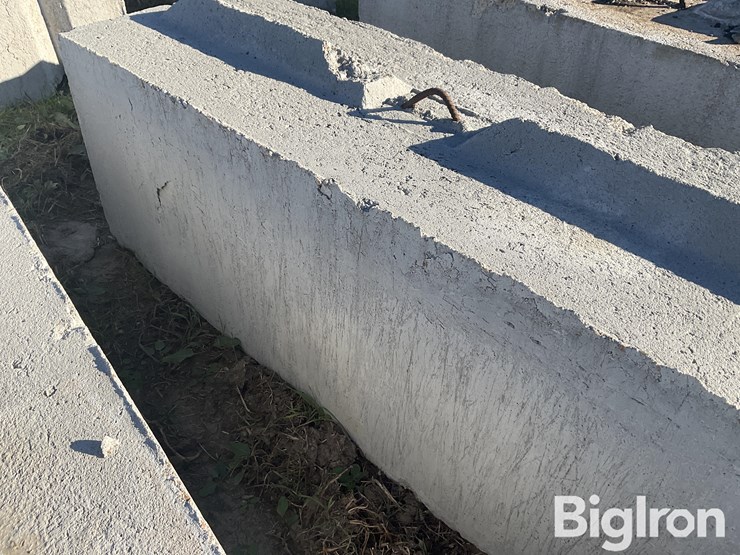 concrete-stackable-blocks-image-12