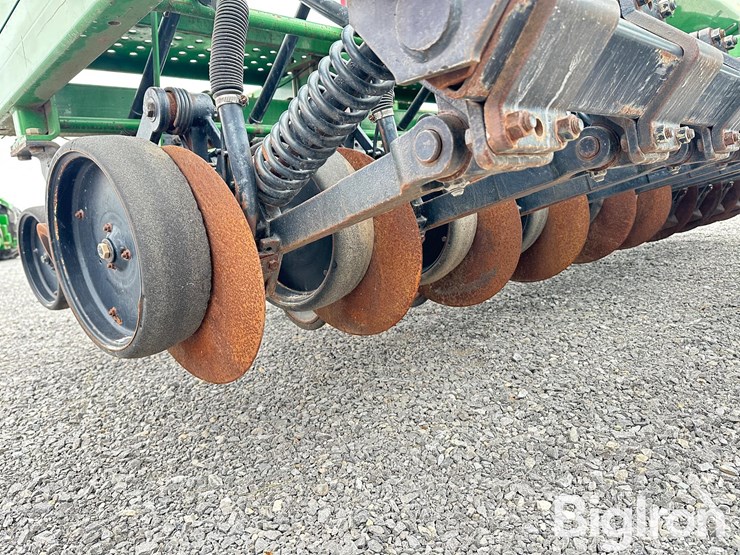 john-deere-1560-image-12