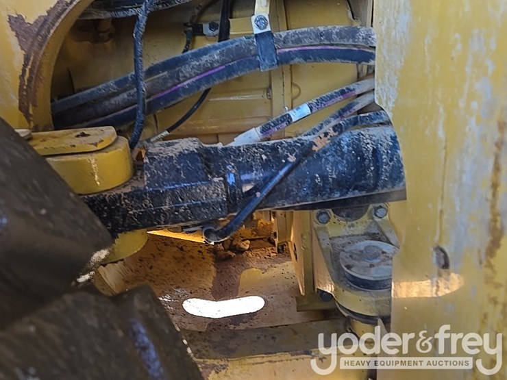 2016-caterpillar-950m-image-69