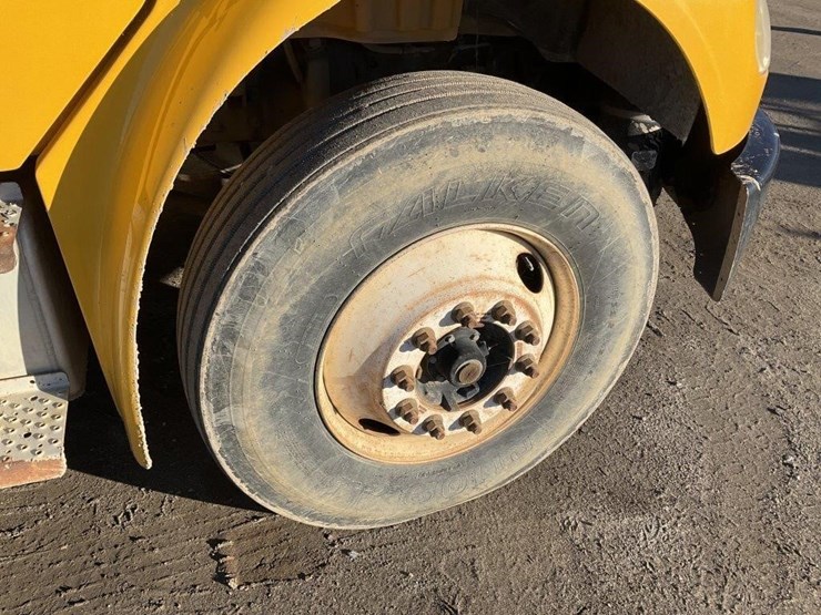 2007-caterpillar-c7-image-12