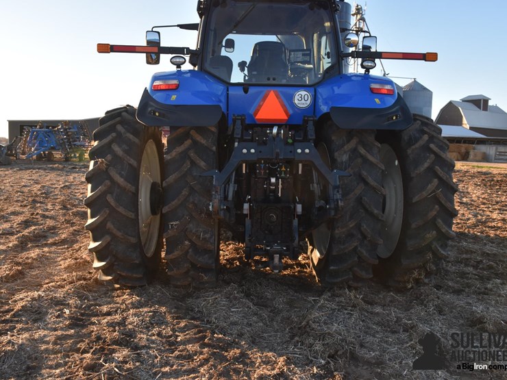 2022-new-holland-t8.320-image-9