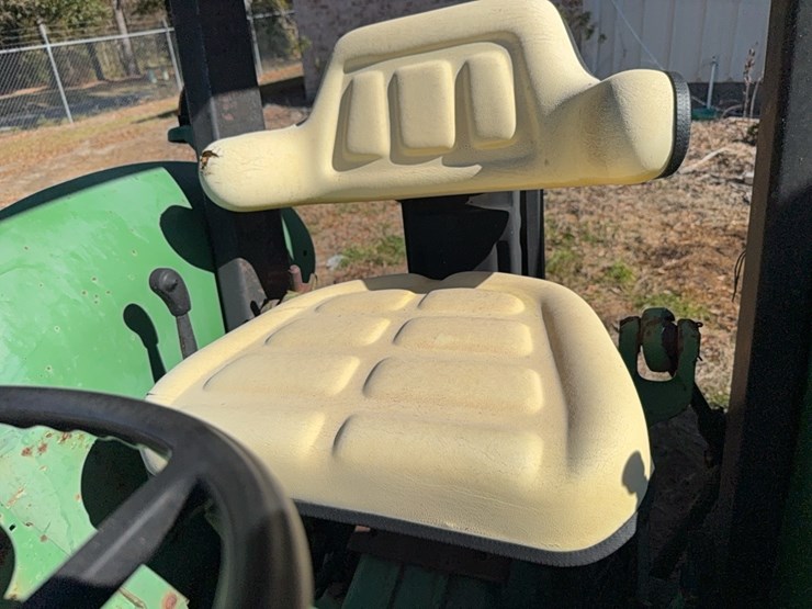 john-deere-2155-image-37