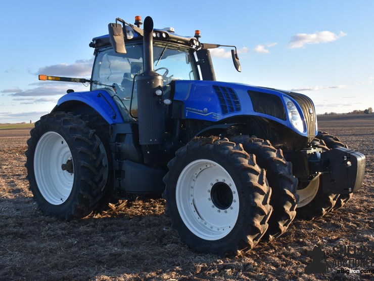 2022-new-holland-t8.320-image-3
