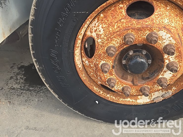 2015-international-4300-sba-image-44