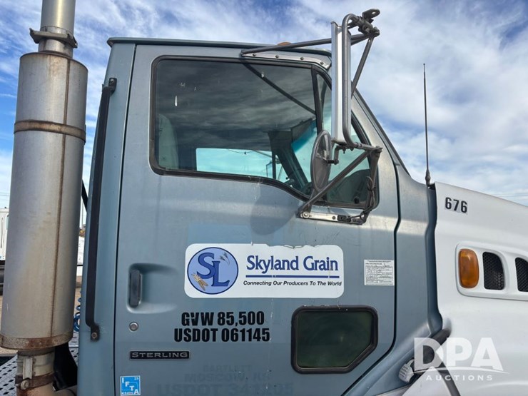 2000-caterpillar-10-image-42