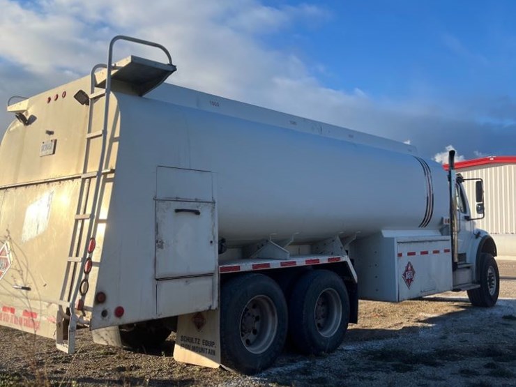 2013-freightliner-fuel-delivery-truck-(dr12679-unit-1255)-image-14