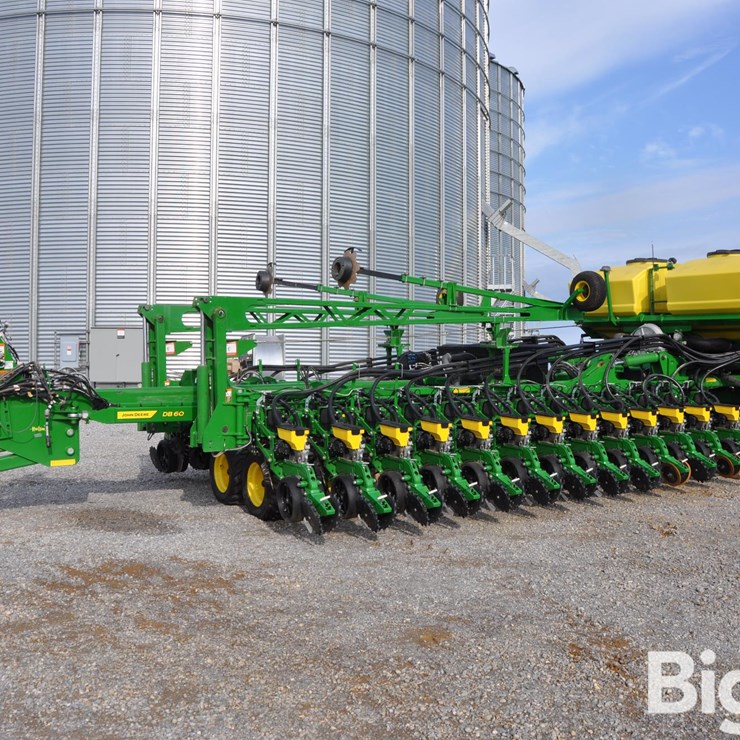 2022 JOHN DEERE DB60